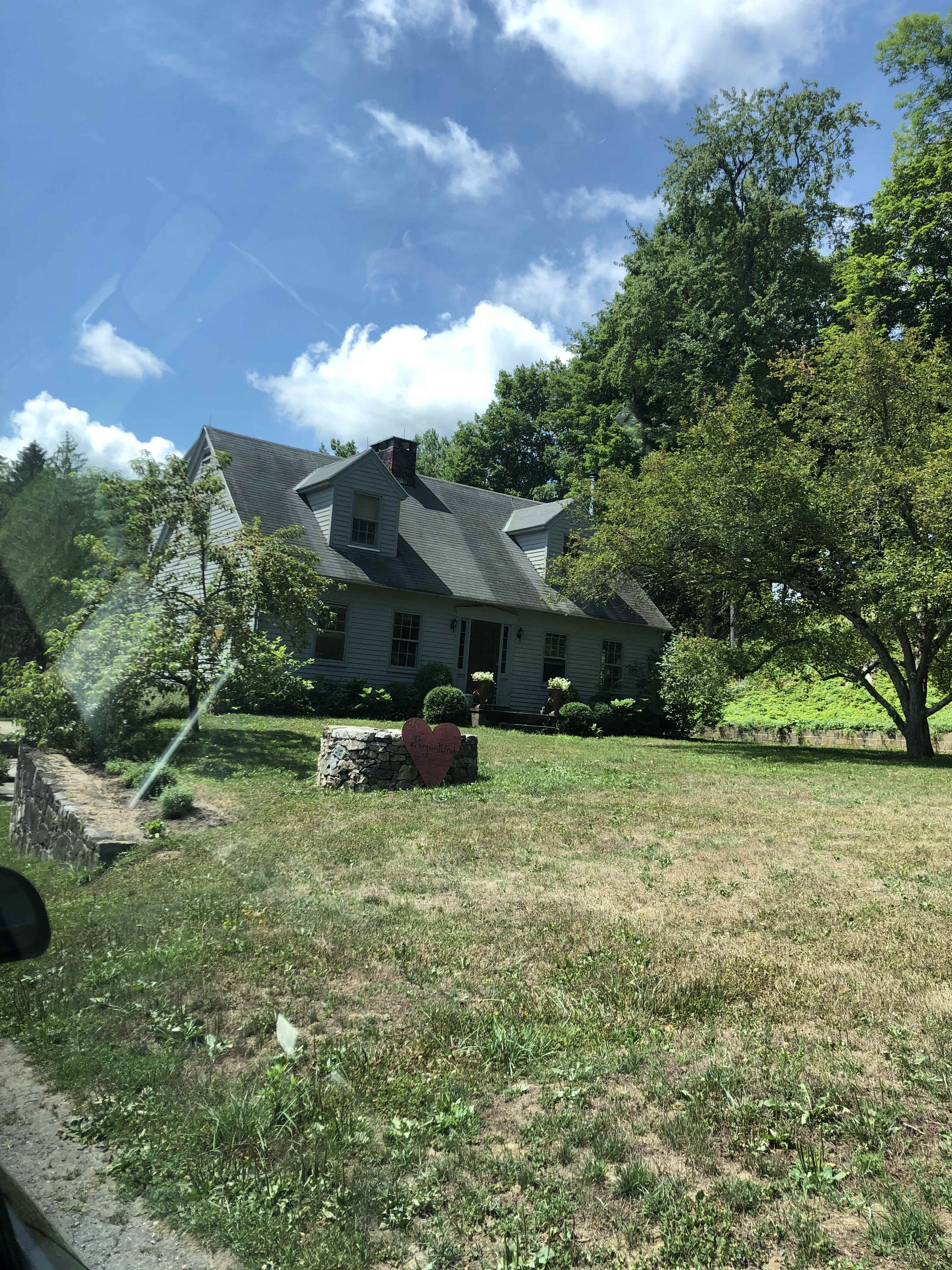 Building photograph for 511 LIME ROCK ROAD